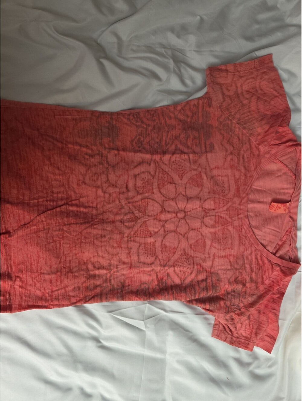 prAna Women's T-Shirt Medium Red Mandala Burnout Boho Yoga Graphic Tee